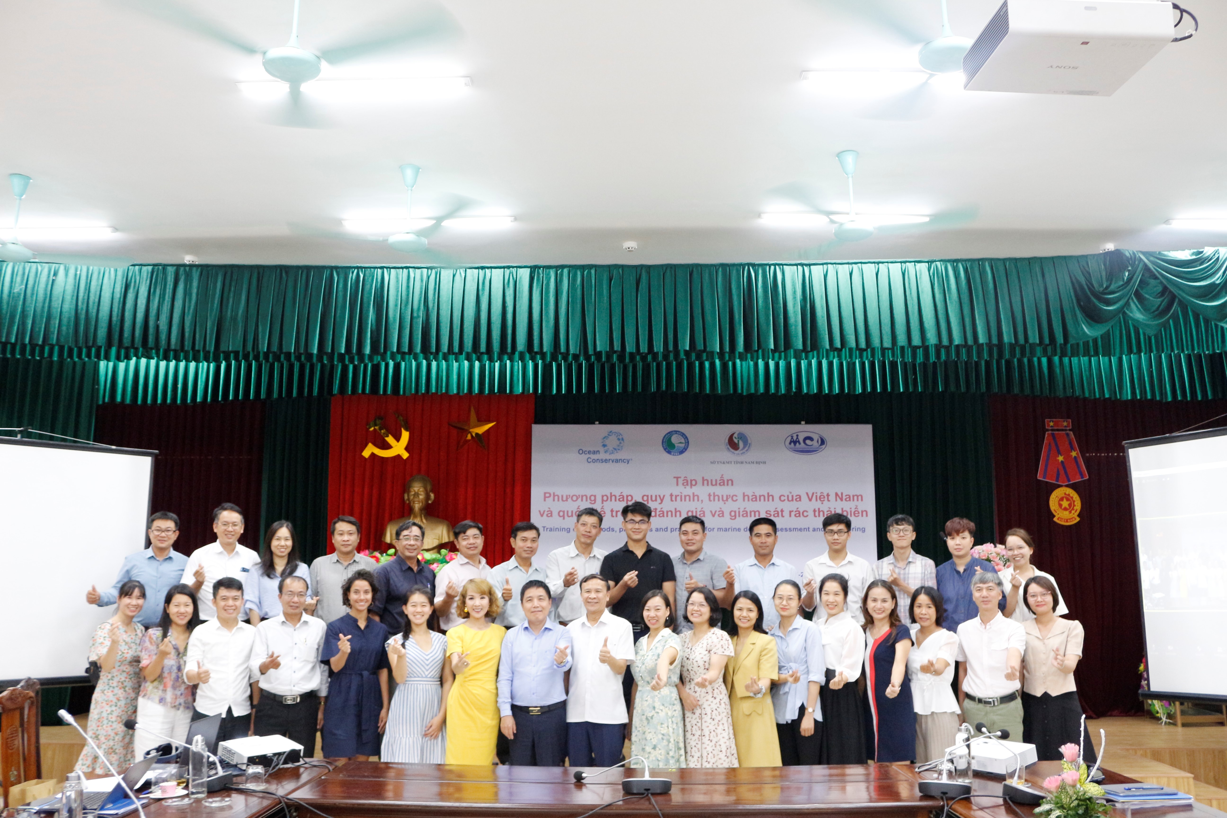 Tập huấn phương pháp, quy trình đánh giá và giám sát rác thải biển